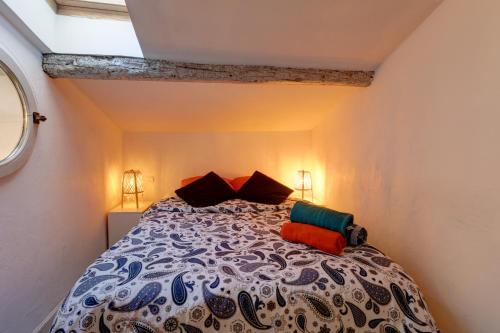 رزرو هتل Duplex des 13 Cantons مارسی