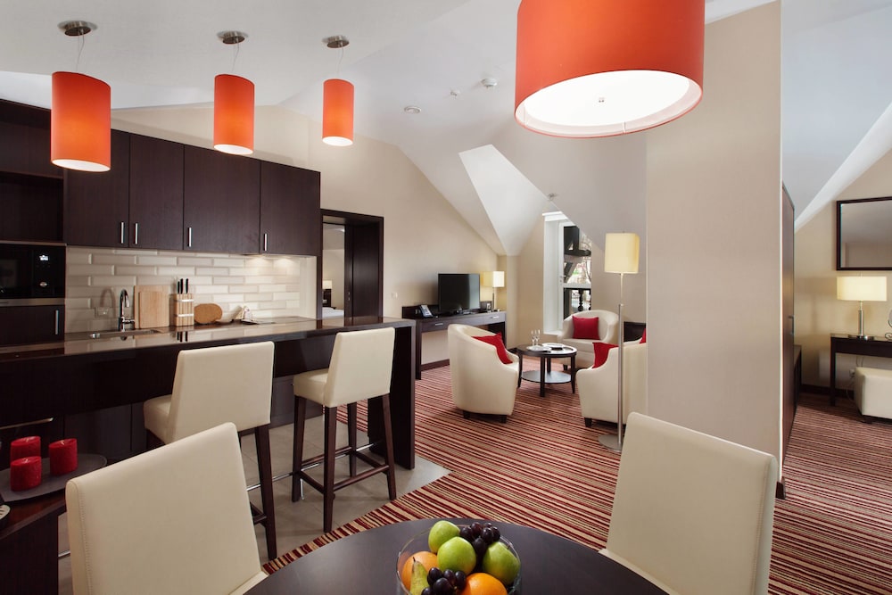 رزرو هتل Courtyard by Marriott Nizhny Novgorod City Center نیژنی نووگورود