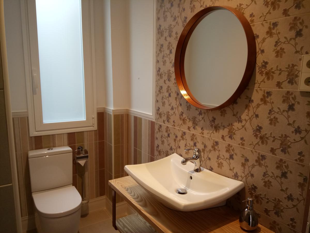 رزرو هتل Apartamentos Imagine Madrid مادرید