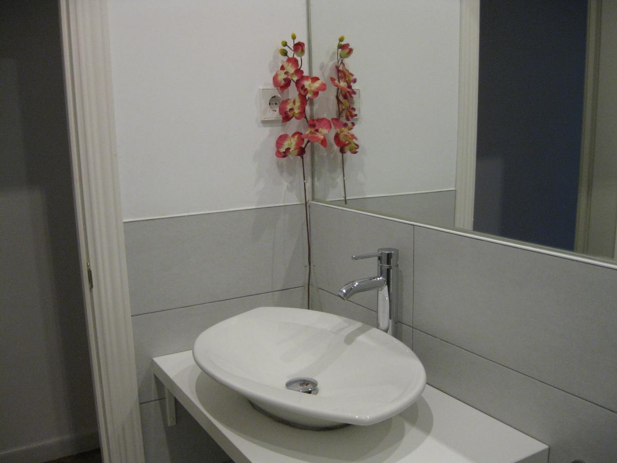رزرو هتل Apartamentos Imagine Madrid مادرید