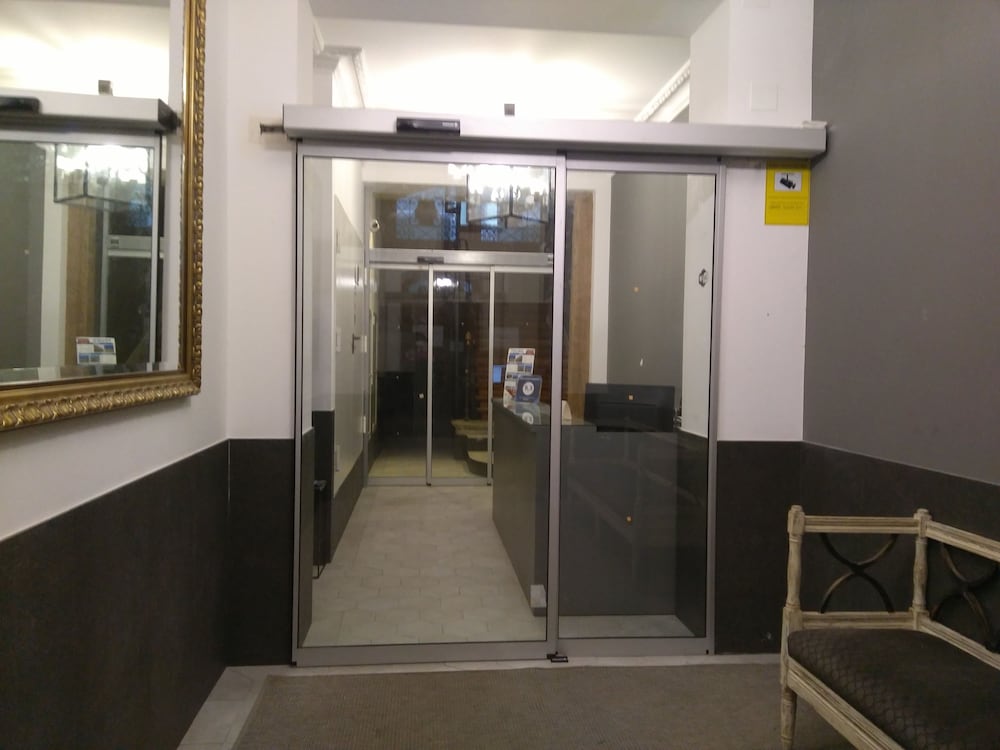 رزرو هتل Slow Suites Augusto مادرید