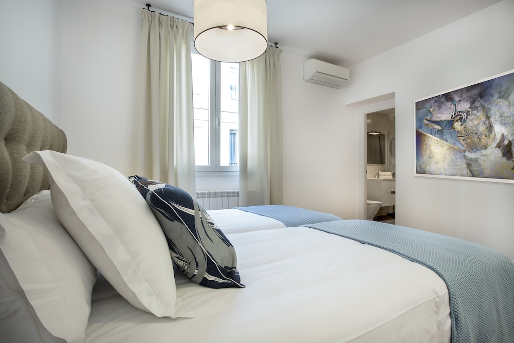 رزرو هتل Slow Suites Augusto مادرید